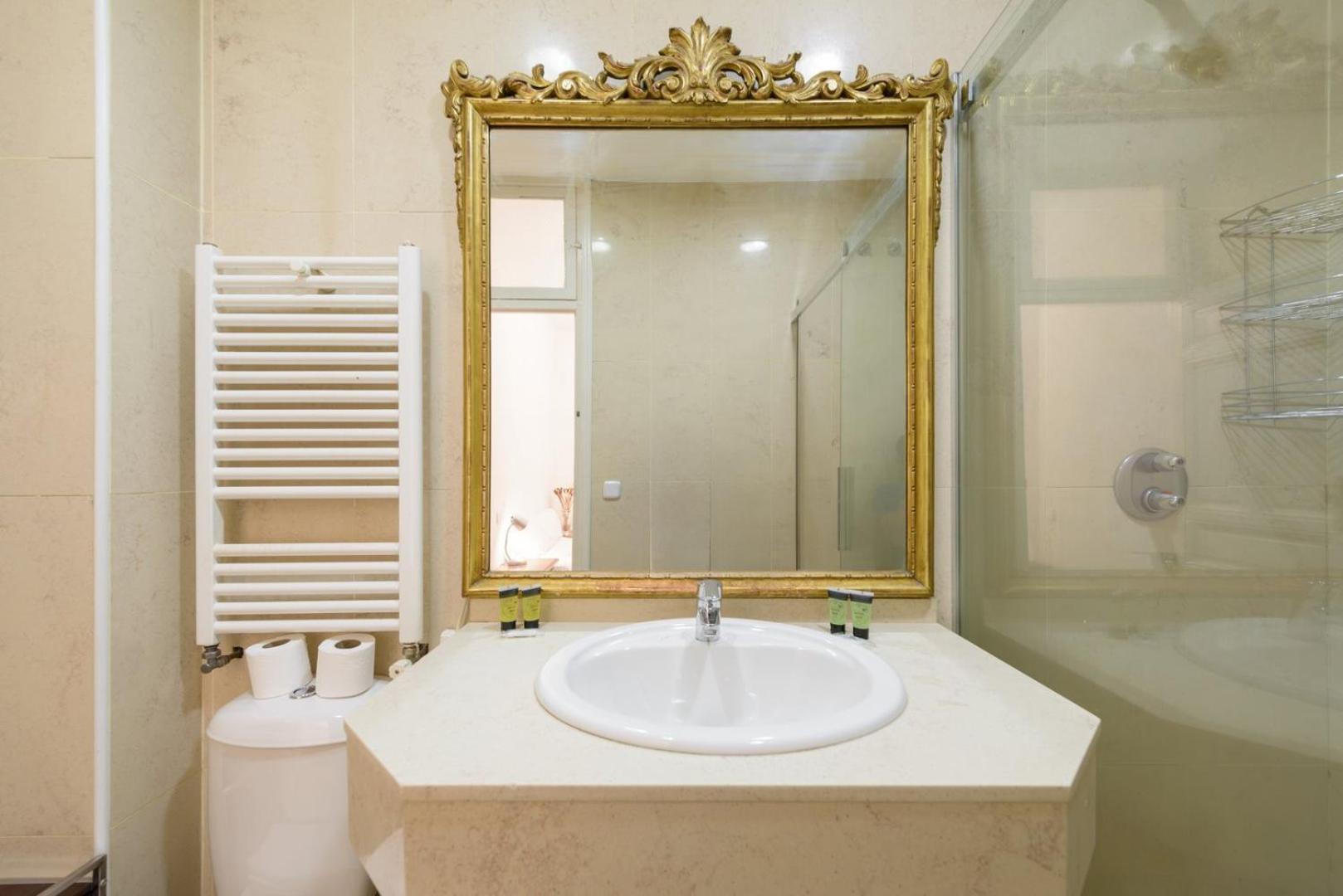 Apartamento Guestready - Madrid's Stylish Escape Madrid